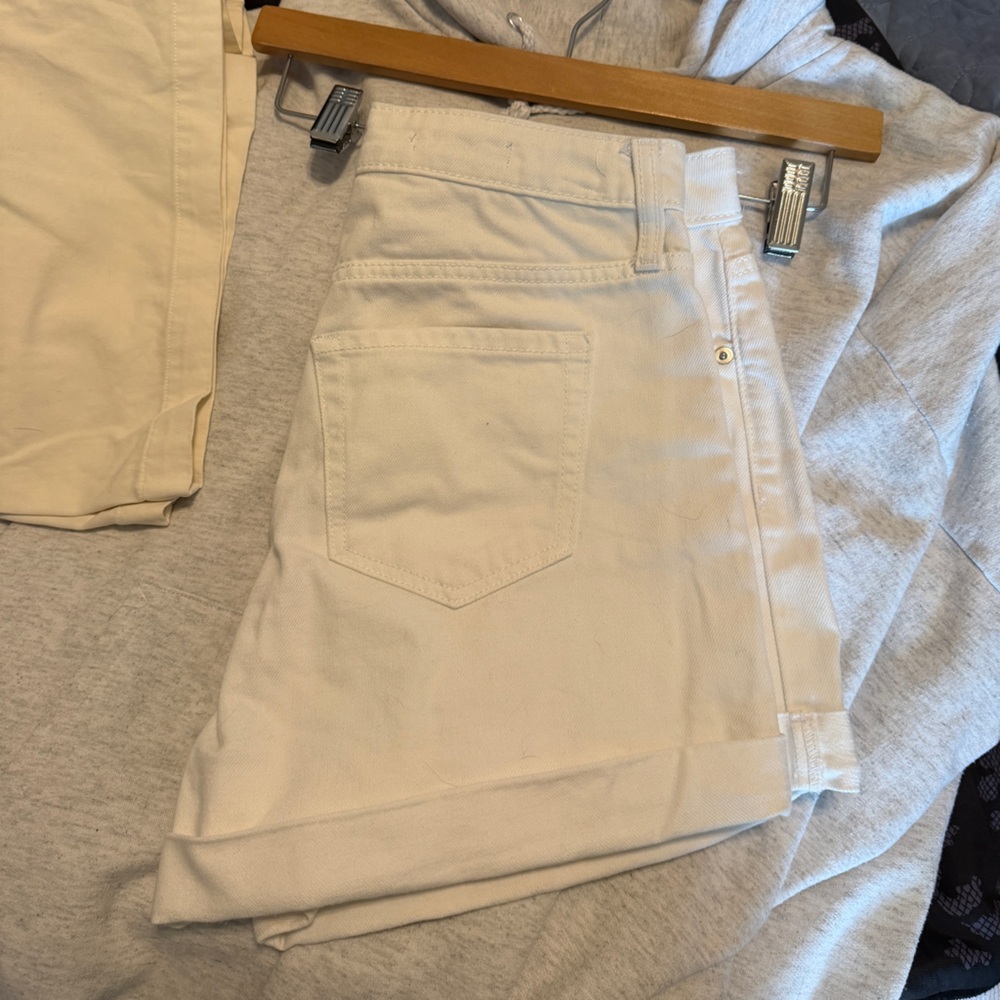 wild fable Cream Ankle-Length Cropped Jeans